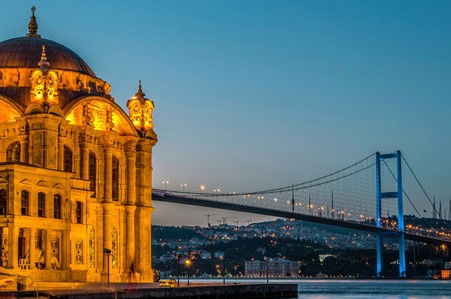visit istanbul to learn more about history