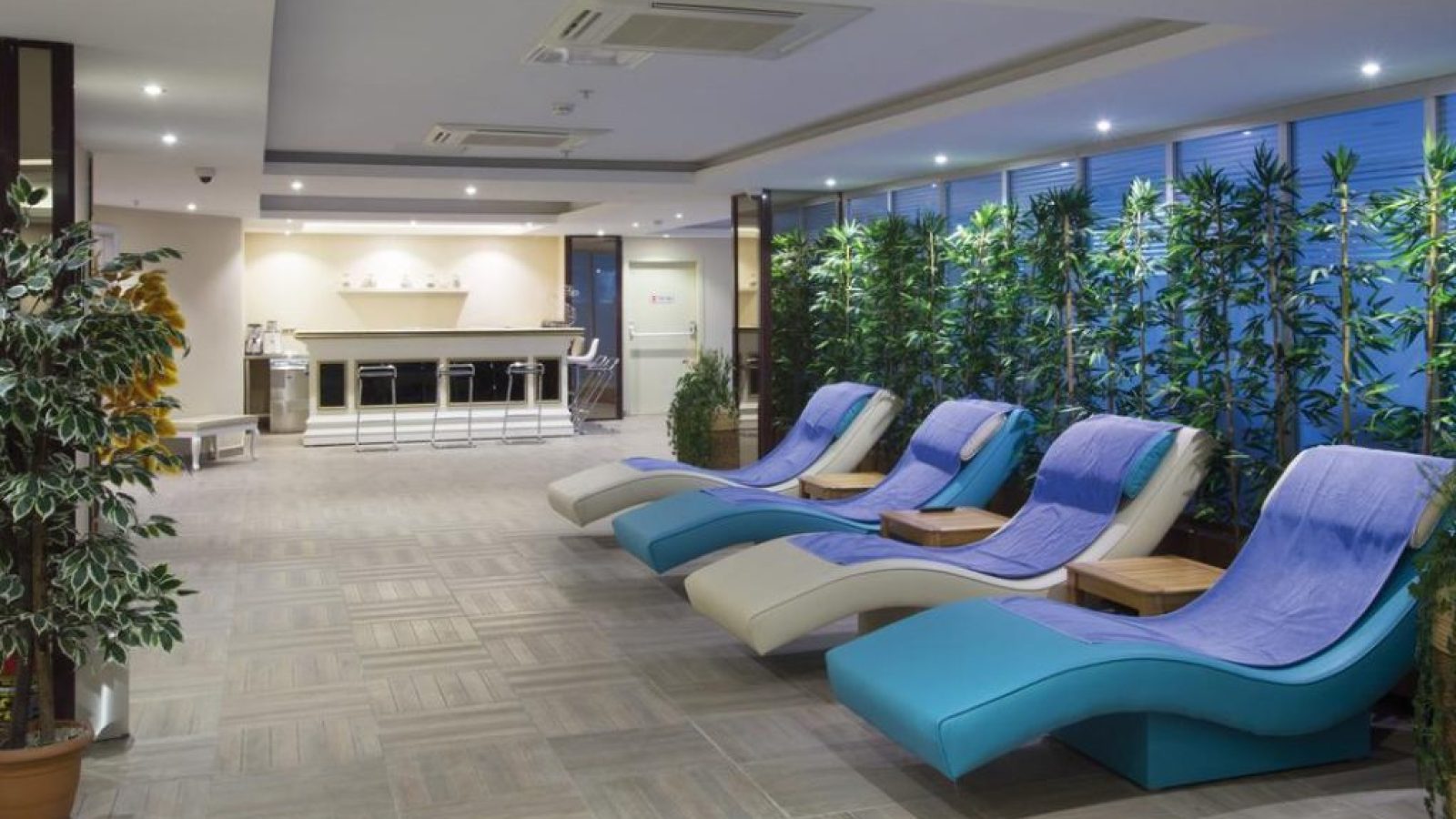 world-point-hotel-spa-2-r3dbjur6y6pi72rwq3e7mfri8tzb1mwdf7gt5rs8tq