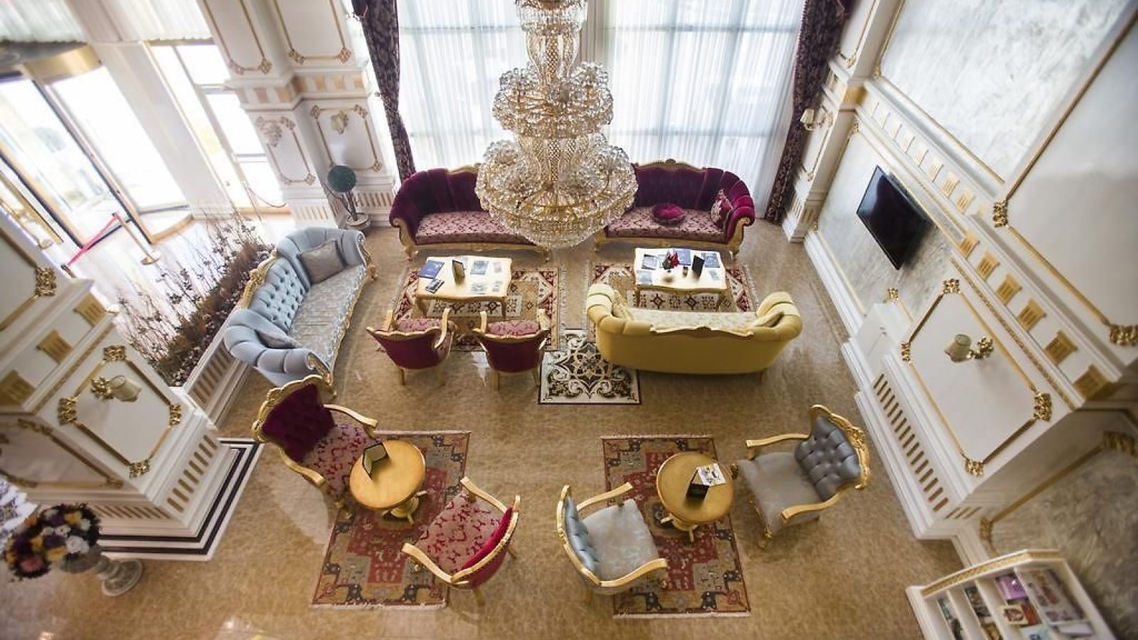 worldpoint-hotel-lobby-r3dbk619874y2ebiw89qgcx1dgfpm055gramx3bir2