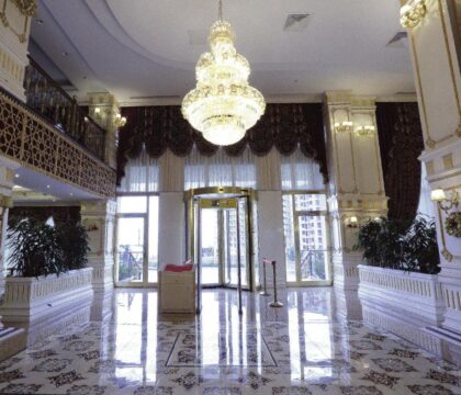 world-point-hotel-lobby