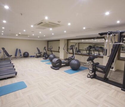 worldpoint-hotel-gym